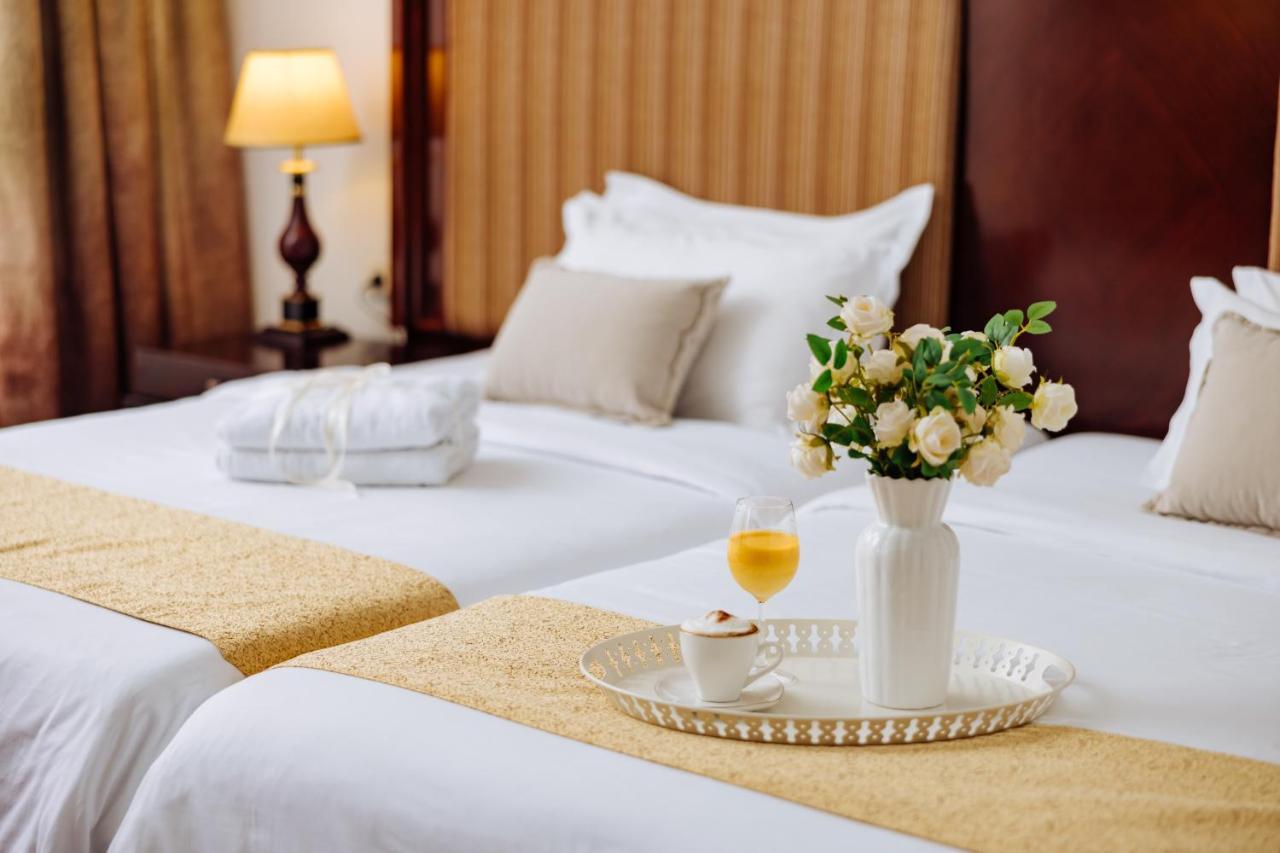 נובי סאד Garni Hotel Planeta Inn מראה חיצוני תמונה