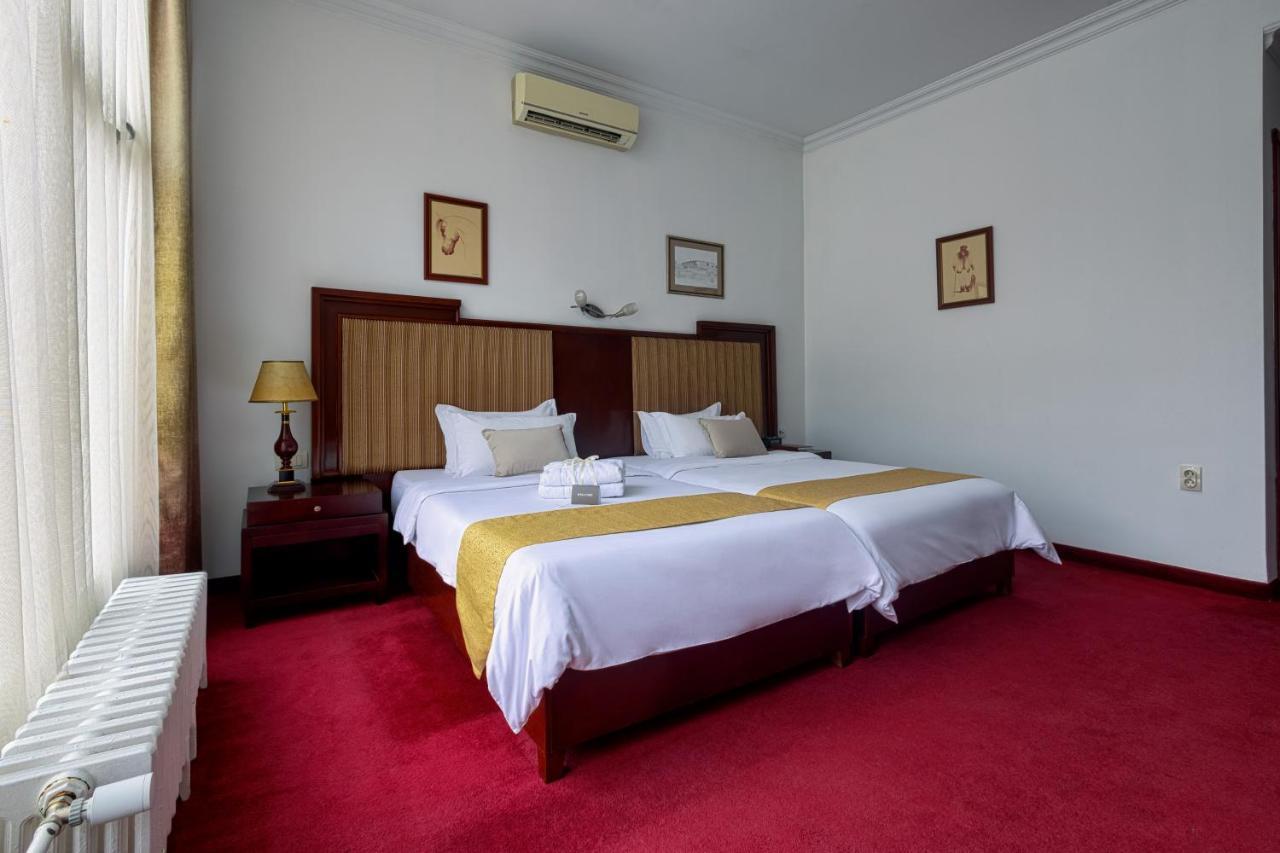 נובי סאד Garni Hotel Planeta Inn מראה חיצוני תמונה
