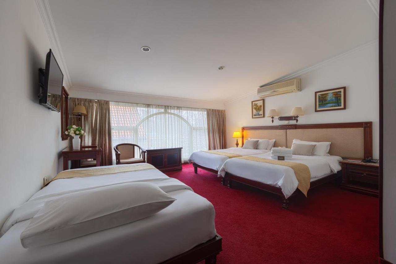נובי סאד Garni Hotel Planeta Inn מראה חיצוני תמונה